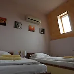 Hotel Pensiunea Caramell 3*