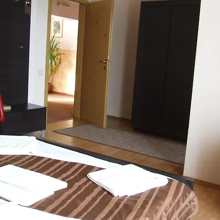 Hotel Pensiunea Caramell Kluž