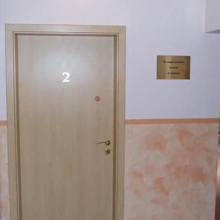 Hotel Pensiunea Caramell 3*