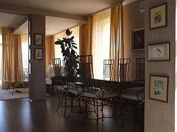Hotel Pensiunea Caramell 3*