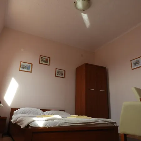 Pensiunea Caramell 3*